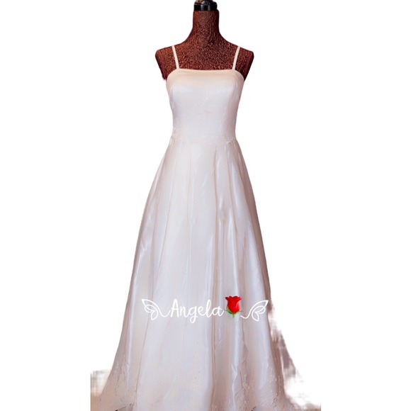 COPY - 🤍Custom tailored Beautiful satin Dress/# 009 - Picture 2 of 16